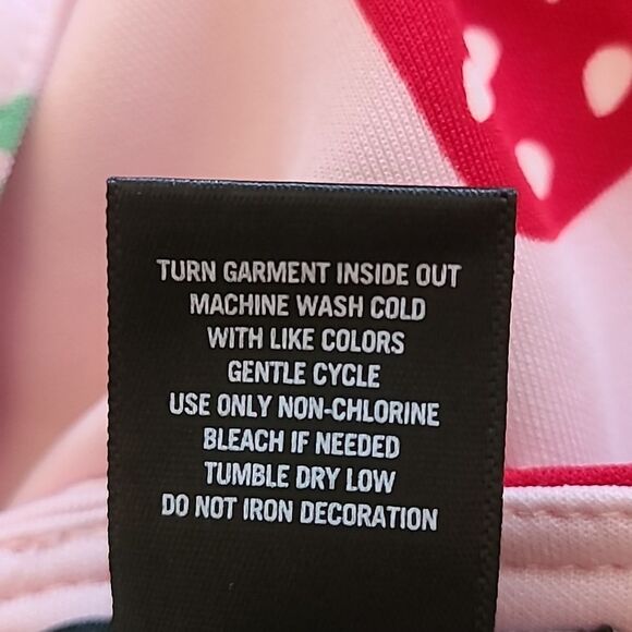 Hot Topic Pink Red Green Novelty Strawberry Print Overalls Shortalls Size M - Picture 13 of 14